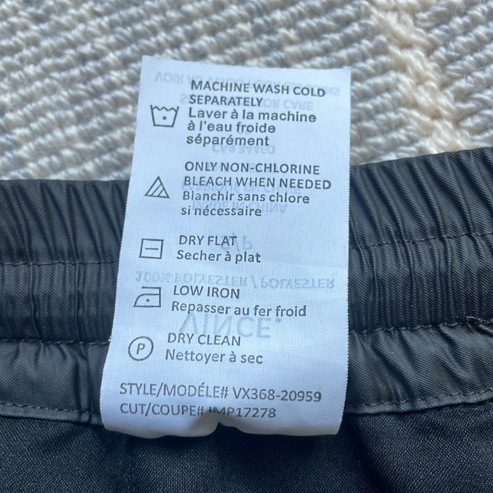Vince Performance Jogger Pants, black, size S, excellent condition - Picture 5 of 7